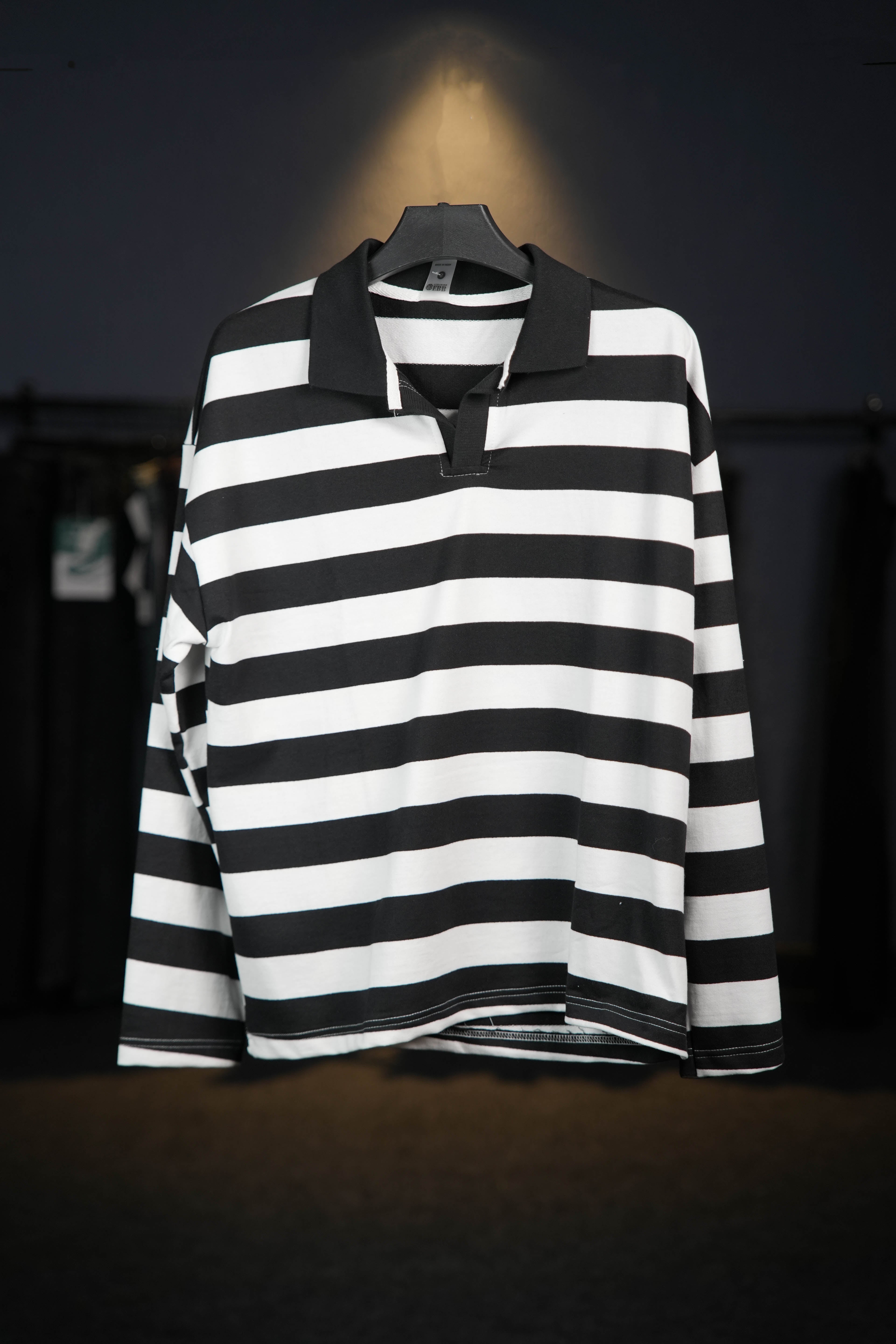 Black Collar Striped Long Sleeves