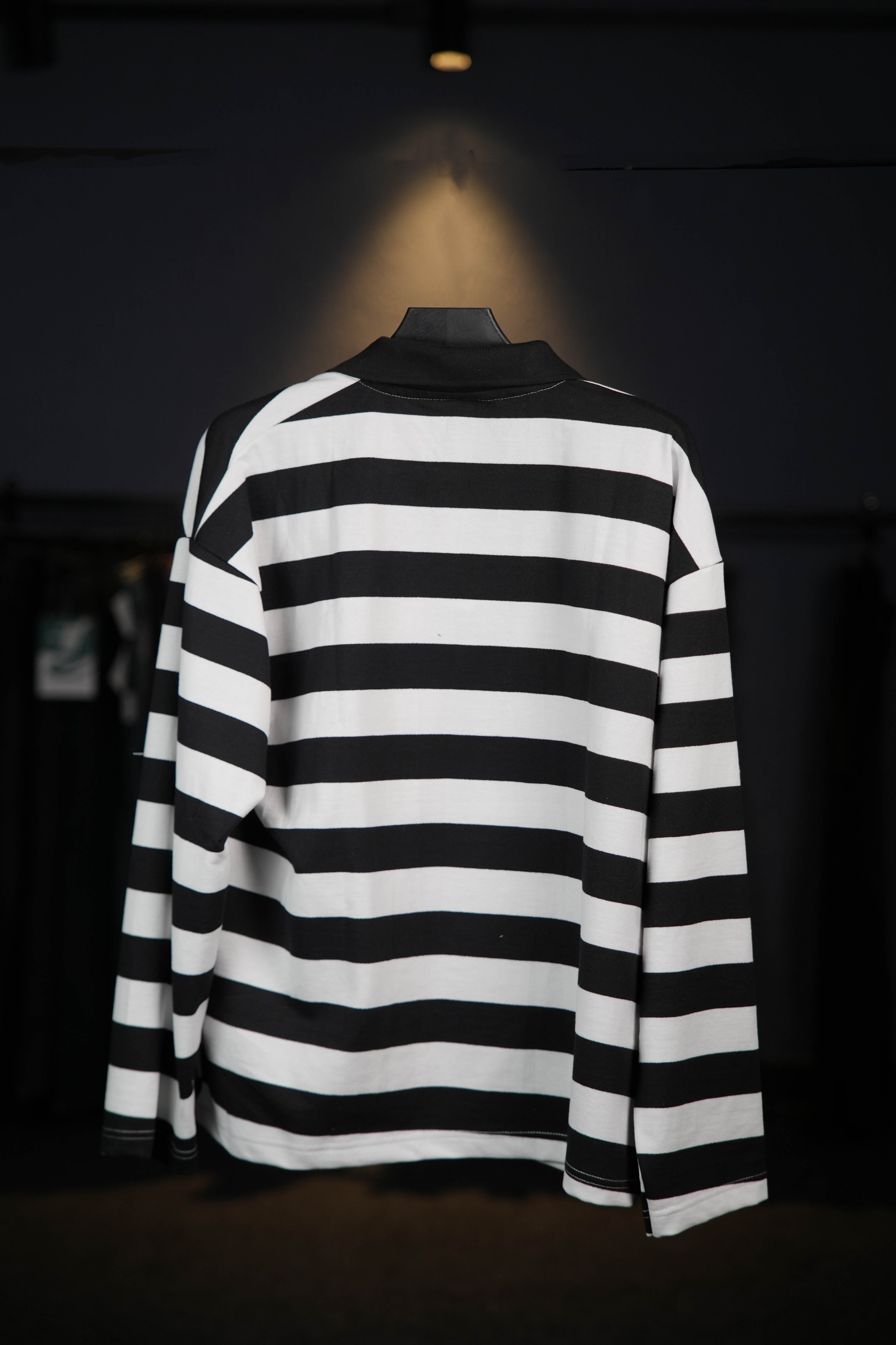 Black Collar Striped Long Sleeves